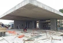 Engineers React to Large Span Cantilever Slab Construction