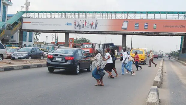 avoiding use of pedestrian bridges