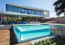 Design of Glass Swimming Pools