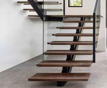 Floating Stairs & Single Stringer Staircases in NYC & CT