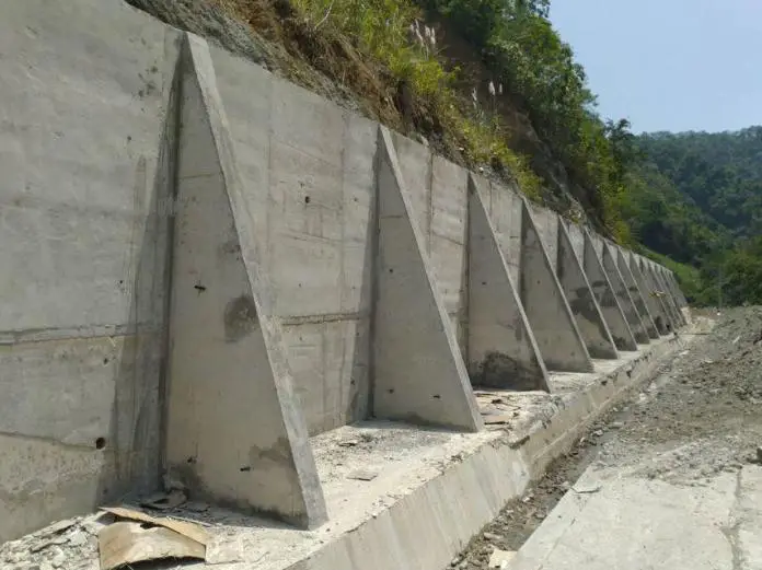 Design of Counterfort Retaining Walls Staad Pro Structville