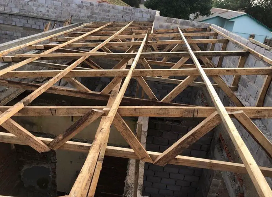 Typical framing for a hidden roof